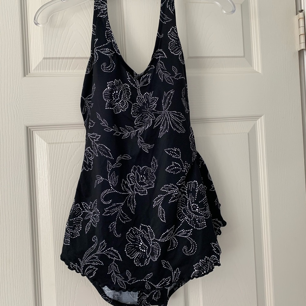 Jantzen swimsuit worn once